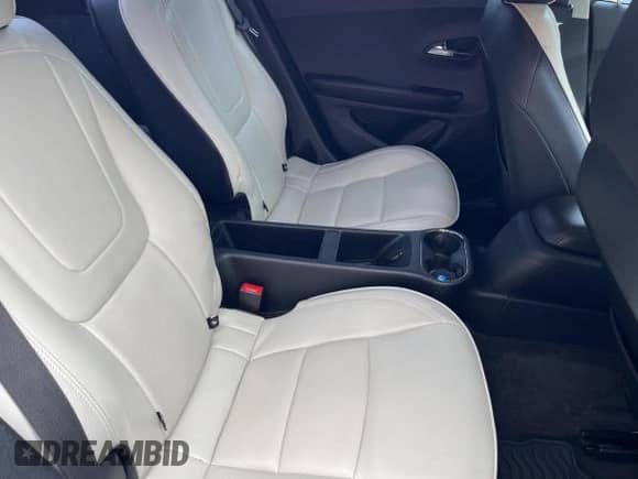 2015 Chevrolet Volt z VIN 1G1RA6E42FU108780, wystawiony jako Copart lot #48586023 z przebiegiem 171 011 mil mil oraz . Historia ofert i sprzedaży dostępna na DreamBid. Obrazek 6.