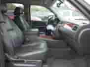 2014 Chevrolet Tahoe LTZ с VIN 1GNSKCE02ER201339, выставлен на аукционе IAAI как лот 42278165 с пробегом 196 484 миль миль и . История ставок и продаж доступна на DreamBid. Изображение 5.
