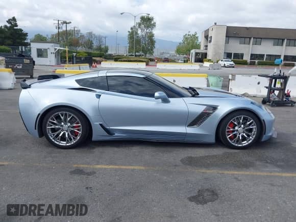 2017 Chevrolet Corvette Z06 2LZ with VIN 1G1YS2D64H5603029, listed as a IAAI auction lot 42130863 with 27,152 mi miles and . Bid and sale history available at DreamBid. Image 13.