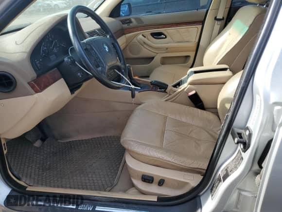 2001 BMW 5 Series 530i с VIN WBADT63471CF04264, выставлен на аукционе Copart как лот 66036675 с пробегом 137 533 миль миль и Чистый • Clean title. История ставок и продаж доступна на DreamBid. Изображение 7.