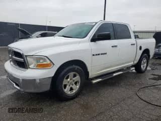 2011 Ram 1500 ST с VIN 1D7RB1CP6BS677454, выставлен на аукционе Copart как лот 66669685 с пробегом 212 986 миль миль и Чистый • Clean title. История ставок и продаж доступна на DreamBid. Изображение 1.