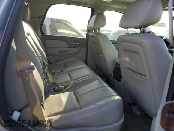 2012 Chevrolet Tahoe с VIN 1GNSCDEJ5CR269787, выставлен на аукционе Copart как лот 74516274 с пробегом 98 049 миль миль и Списание • Salvage title. История ставок и продаж доступна на DreamBid. Изображение 11.