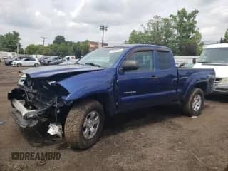 2014 Toyota Tacoma с VIN 5TFUU4EN5EX106329, выставлен на аукционе Copart как лот 59705015 с пробегом 186 040 миль миль и Списание • Salvage title. История ставок и продаж доступна на DreamBid. Изображение 1.