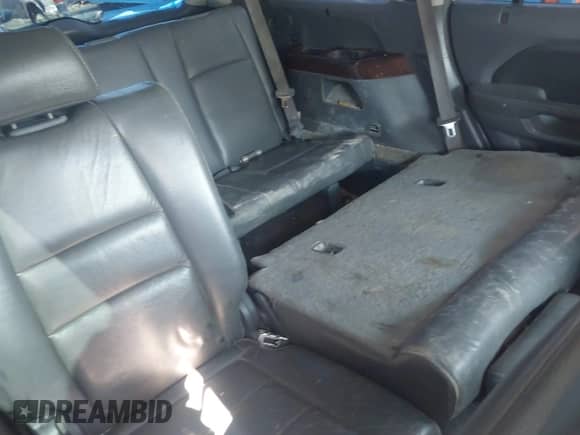 2006 Honda Pilot EX-L z VIN 5FNYF18716B016906, wystawiony jako IAAI lot #42854876 z przebiegiem Nie podano mil oraz . Historia ofert i sprzedaży dostępna na DreamBid. Obrazek 8.