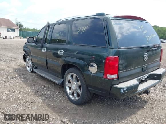 2003 Cadillac Escalade с VIN 1GYEK63N83R237033, выставлен на аукционе IAAI как лот 42604276 с пробегом Не указан миль и . История ставок и продаж доступна на DreamBid. Изображение 3.