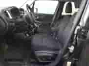 2017 Jeep Renegade Latitude с VIN ZACCJABB8HPG43782, выставлен на аукционе Copart как лот 82639885 с пробегом 98 623 миль миль и Чистый • Clean title. История ставок и продаж доступна на DreamBid. Изображение 7.