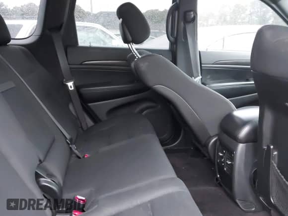 2017 Jeep Grand Cherokee Laredo with VIN 1C4RJFAG4HC648454, listed as a IAAI auction lot 43388108 with 239,972 mi miles and . Bid and sale history available at DreamBid. Image 8.