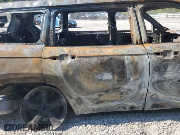 2023 Jeep Grand Cherokee Limited with VIN 1C4RJKBG4P8100821, listed as a Copart auction lot 69342665 with Not provided miles and Salvage title. Bid and sale history available at DreamBid. Image 11.