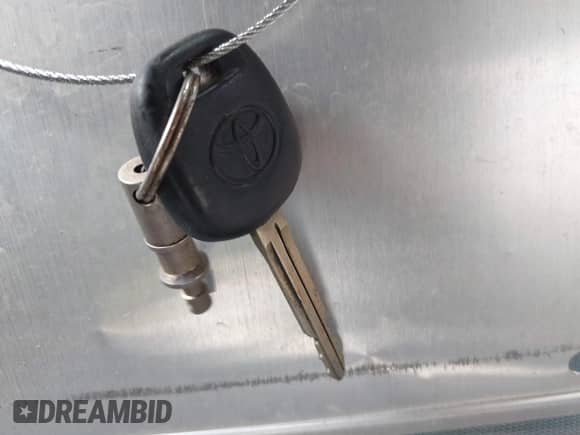 2014 Toyota Tundra SR5 with VIN 5TFEY5F16EX169658, listed as a IAAI auction lot 43466087 with 162,143 mi miles and . Bid and sale history available at DreamBid. Image 11.