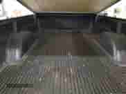 1999 GMC Sierra 1500 SLE с VIN 1GTEK14T7XE512300, выставлен на аукционе Copart как лот 80947025 с пробегом 217 847 миль миль и Чистый • Clean title. История ставок и продаж доступна на DreamBid. Изображение 10.