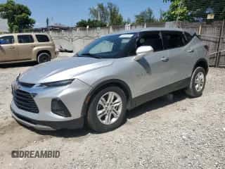 2021 Chevrolet Blazer LT с VIN 3GNKBBRA8MS576113, выставлен на аукционе Copart как лот 87314085 с пробегом 61 417 миль миль и На запчасти • Non repairable. История ставок и продаж доступна на DreamBid. Изображение 1.