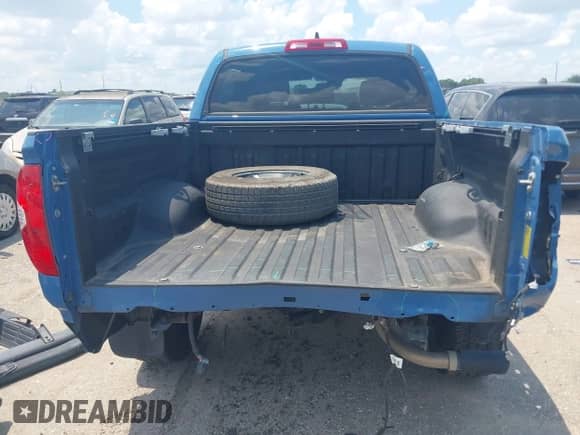 2020 Toyota Tundra SR5 с VIN 5TFEY5F11LX259264, выставлен на аукционе IAAI как лот 42925013 с пробегом 76 318 миль миль и . История ставок и продаж доступна на DreamBid. Изображение 17.