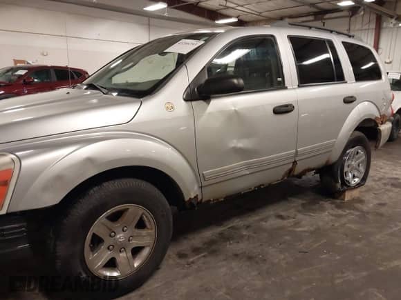 2004 Dodge Durango SLT with VIN 1D4HB48N74F224151, listed as a IAAI auction lot 43206393 with 266,604 mi miles and . Bid and sale history available at DreamBid. Image 6.