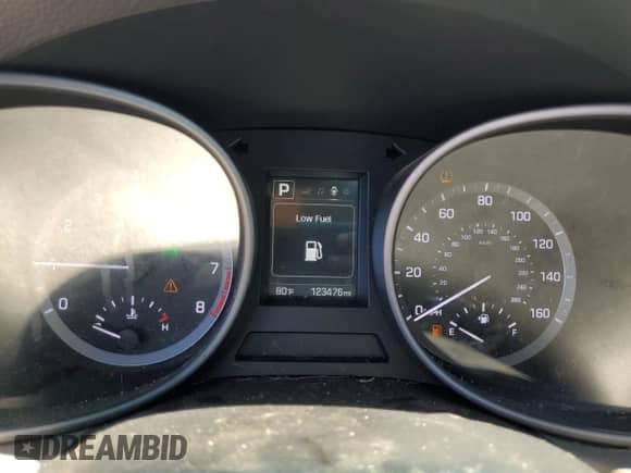 2017 Hyundai Santa Fe 2.4L с VIN 5NMZT3LB3HH019067, выставлен на аукционе Copart как лот 68940165 с пробегом 123 476 миль миль и Списание • Salvage title. История ставок и продаж доступна на DreamBid. Изображение 9.