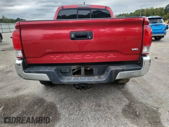 2016 Toyota Tacoma SR with VIN 5TFCZ5AN7GX028275, listed as a Copart auction lot 86123455 with 107,917 mi miles and Salvage title. Bid and sale history available at DreamBid. Image 6.