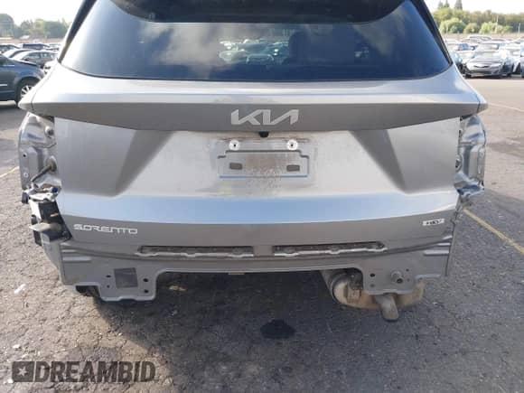 2023 Kia Sorento SX Prestige with VIN KNDRMDLG5P5136424, listed as a IAAI auction lot 43161703 with 40,148 mi miles and . Bid and sale history available at DreamBid. Image 18.