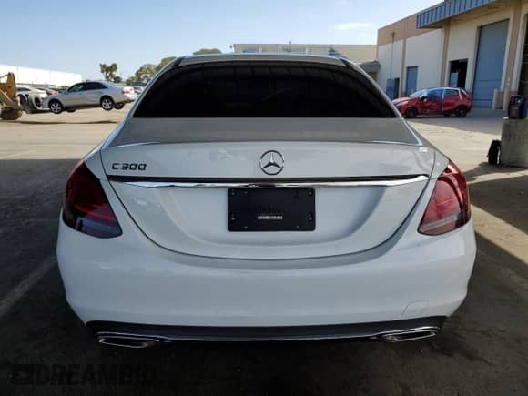 2021 Mercedes-Benz C 300 с VIN W1KWF8DB1MR610547, выставлен на аукционе Copart как лот 70835925 с пробегом 35 365 миль миль и Списание • Salvage title. История ставок и продаж доступна на DreamBid. Изображение 6.