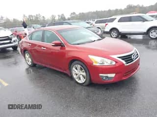 2015 Nissan Altima S с VIN 1N4AL3APXFC267720, выставлен на аукционе IAAI как лот 43549074 с пробегом 142 035 миль миль и . История ставок и продаж доступна на DreamBid. Изображение 1.