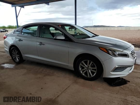 2015 Hyundai Sonata SE with VIN 5NPE24AF6FH011333, listed as a Copart auction lot 81527835 with 111,994 mi miles and Salvage title. Bid and sale history available at DreamBid. Image 4.