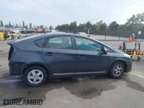 2011 Toyota Prius I с VIN JTDKN3DU3B0247749, выставлен на аукционе IAAI как лот 42747511 с пробегом 223 407 миль миль и . История ставок и продаж доступна на DreamBid. Изображение 14.
