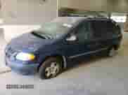2002 Dodge Caravan SE with VIN 1B4GP25342B660748, listed as a Copart auction lot 44998005 with 224,032 mi miles and Salvage title. Bid and sale history available at DreamBid. Image 1.