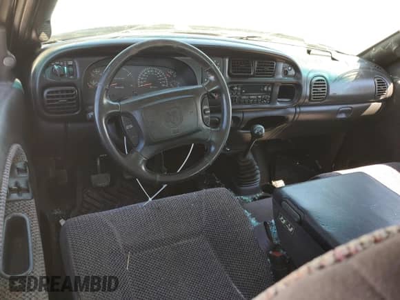 2002 Dodge 2500 z VIN 3B7KC23C52M271394, wystawiony jako Copart lot #73596554 z przebiegiem Nie podano mil oraz Szkoda całkowita • Salvage title. Historia ofert i sprzedaży dostępna na DreamBid. Obrazek 8.