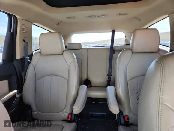 2011 Chevrolet Traverse LTZ with VIN 1GNKVLED6BJ261421, listed as a Copart auction lot 84429795 with 177,290 mi miles and Clean title. Bid and sale history available at DreamBid. Image 10.