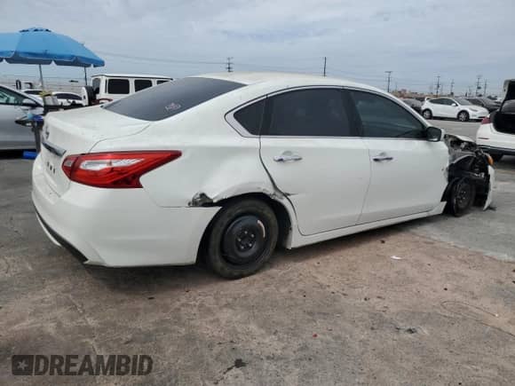 2016 Nissan Altima S with VIN 1N4AL3AP8GC176723, listed as a Copart auction lot 70900065 with 144,593 mi miles and Salvage title. Bid and sale history available at DreamBid. Image 3.