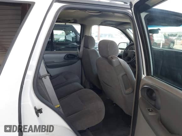 2004 Chevrolet TrailBlazer LT with VIN 1GNDS13S342160020, listed as a IAAI auction lot 42536043 with 146,938 mi miles and . Bid and sale history available at DreamBid. Image 8.