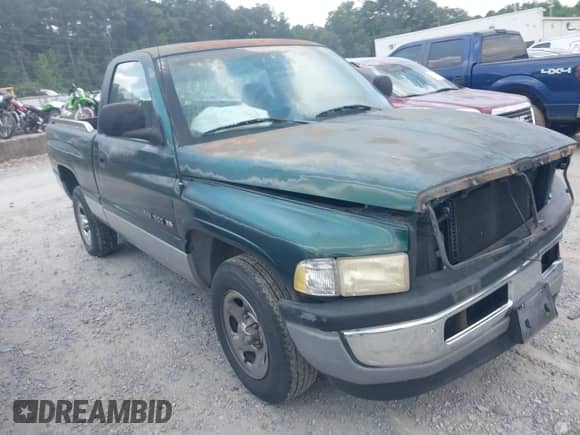 1998 Dodge 1500 с VIN 1B7HC16XXWS640203, выставлен на аукционе IAAI как лот 42687642 с пробегом 135 438 миль миль и . История ставок и продаж доступна на DreamBid. Изображение 1.