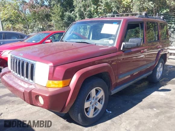 2007 Jeep Commander Sport с VIN 1J8HH48P27C553755, выставлен на аукционе IAAI как лот 43478352 с пробегом 166 500 миль миль и . История ставок и продаж доступна на DreamBid. Изображение 2.
