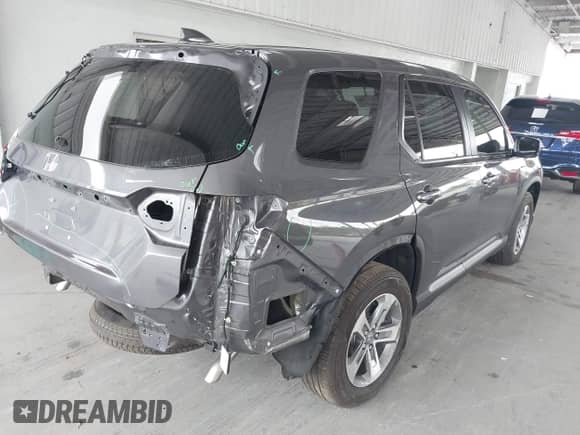 2025 Honda Pilot EX-L с VIN 5FNYG2H40SB019525, выставлен на аукционе IAAI как лот 42190029 с пробегом 10 794 миль миль и . История ставок и продаж доступна на DreamBid. Изображение 4.