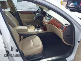 2013 Hyundai Genesis 3.8L with VIN KMHGC4DD2DU223953, listed as a IAAI auction lot 42958125 with 227,974 mi miles and . Bid and sale history available at DreamBid. Image 5.