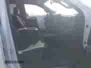 2019 Chevrolet Silverado 1500 RST z VIN 1GCPWDED5KZ100948, wystawiony jako IAAI lot #41879402 z przebiegiem 88 334 mil mil oraz . Historia ofert i sprzedaży dostępna na DreamBid. Obrazek 5.