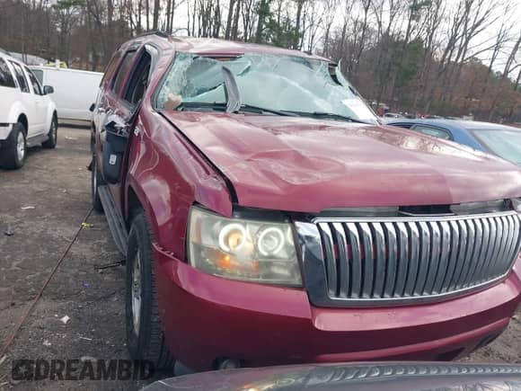 2007 Chevrolet Tahoe LS with VIN 1GNEC13J57J127202, listed as a IAAI auction lot 41209332 with 279,642 mi miles and . Bid and sale history available at DreamBid. Image 6.