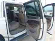 2016 Chevrolet Suburban LTZ с VIN 1GNSKJKC4GR259507, выставлен на аукционе IAAI как лот 43037649 с пробегом 122 285 миль миль и . История ставок и продаж доступна на DreamBid. Изображение 8.