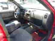 2005 Chevrolet Colorado 1SB LS Z85 z VIN 1GCCS138558145204, wystawiony jako IAAI lot #41785469 z przebiegiem 180 453 mil mil oraz . Historia ofert i sprzedaży dostępna na DreamBid. Obrazek 5.