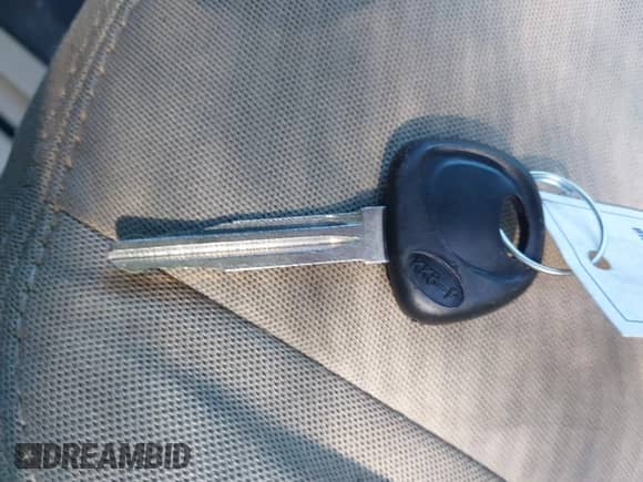 2013 Hyundai Elantra GLS with VIN 5NPDH4AE2DH370404, listed as a IAAI auction lot 43492405 with 303,154 mi miles and . Bid and sale history available at DreamBid. Image 11.