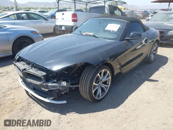 2020 BMW Z4 sDrive30i with VIN WBAHF3C06LWW72769, listed as a IAAI auction lot 42458058 with 38,448 mi miles and . Bid and sale history available at DreamBid. Image 17.