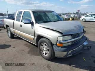 2001 Chevrolet Silverado 1500 LS z VIN 1GCEC19T71Z129656, wystawiony jako IAAI lot #43417159 z przebiegiem 216 452 mil mil oraz . Historia ofert i sprzedaży dostępna na DreamBid. Obrazek 1.