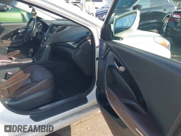 2013 Hyundai Azera с VIN KMHFH4JG1DA327914, выставлен на аукционе IAAI как лот 42877917 с пробегом 221 860 миль миль и . История ставок и продаж доступна на DreamBid. Изображение 5.