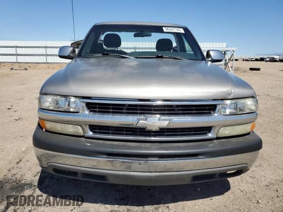 2000 Chevrolet Silverado 1500 LS with VIN 1GCEC14W6YZ253008, listed as a Copart auction lot 56347145 with 376,076 mi miles and Salvage title. Bid and sale history available at DreamBid. Image 5.