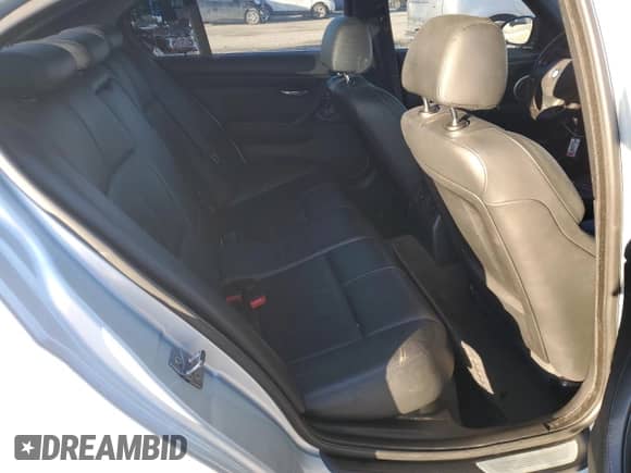 2009 BMW M3 с VIN WBSPM93539E201785, выставлен на аукционе Copart как лот 42153135 с пробегом 140 557 миль миль и Списание • Salvage title. История ставок и продаж доступна на DreamBid. Изображение 10.