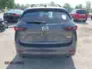 2025 Mazda CX-5 S Preferred z VIN JM3KFBCL9S0599564, wystawiony jako IAAI lot #42701760 z przebiegiem 15 526 mil mil oraz . Historia ofert i sprzedaży dostępna na DreamBid. Obrazek 16.