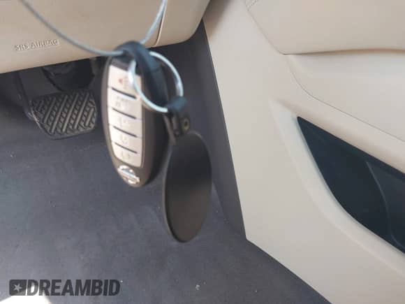 2016 Nissan Murano Platinum z VIN 5N1AZ2MG1GN140838, wystawiony jako IAAI lot #42937627 z przebiegiem 108 453 mil mil oraz . Historia ofert i sprzedaży dostępna na DreamBid. Obrazek 11.