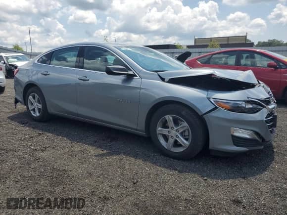 2025 Chevrolet Malibu LS z VIN 1G1ZC5ST8SF119345, wystawiony jako Copart lot #64598605 z przebiegiem 1 462 mil mil oraz Szkoda całkowita • Salvage title. Historia ofert i sprzedaży dostępna na DreamBid. Obrazek 4.
