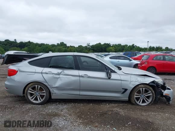 2014 BMW 3 Series 328i Gran Turismo xDrive с VIN WBA3X5C52ED558457, выставлен на аукционе IAAI как лот 43039361 с пробегом 144 828 миль миль и . История ставок и продаж доступна на DreamBid. Изображение 12.