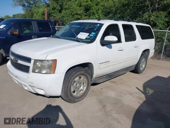 2011 Chevrolet Suburban LT with VIN 1GNSCJE06BR309881, listed as a IAAI auction lot 42577452 with 254,073 mi miles and . Bid and sale history available at DreamBid. Image 2.