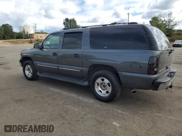 2002 Chevrolet Suburban LT with VIN 3GNEC16Z02G255908, listed as a Copart auction lot 82261495 with Not provided miles and Salvage title. Bid and sale history available at DreamBid. Image 2.