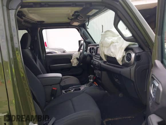 2021 Jeep Wrangler Unlimited Sahara High Altitude z VIN 1C4HJXEN1MW600736, wystawiony jako IAAI lot #42722197 z przebiegiem 34 391 mil mil oraz . Historia ofert i sprzedaży dostępna na DreamBid. Obrazek 5.